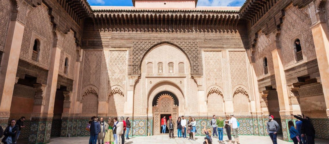 ben-youssef-madrasa-inmersión-en-el-corazón-de-una-obra-maestra-arquitectónica-en-ma-01-4
